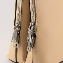 Laden Sie das Bild in den Galerie-Viewer, Bowling Bag Damen  Beige – Elegante Handtasche aus Kunstleder mit Schulterriemen - trendee.de
