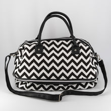 Laden Sie das Bild in den Galerie-Viewer, große Handtasche mit Zebra Muster - trendee.de